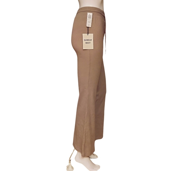 Aritzia Sunday Best Baby Waffle Kick Flare Pant In Turner Taupe - Picture 4 of 15